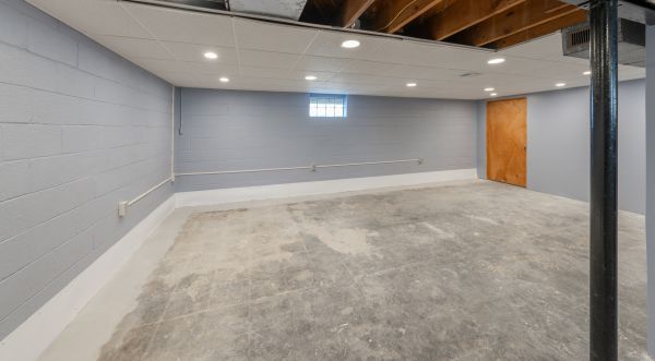 Basement Water Extraction in Encinitas