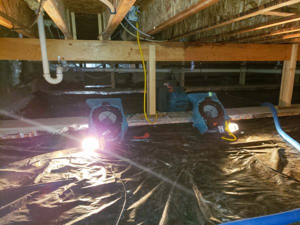 Crawlspace Water Removal in Encinitas